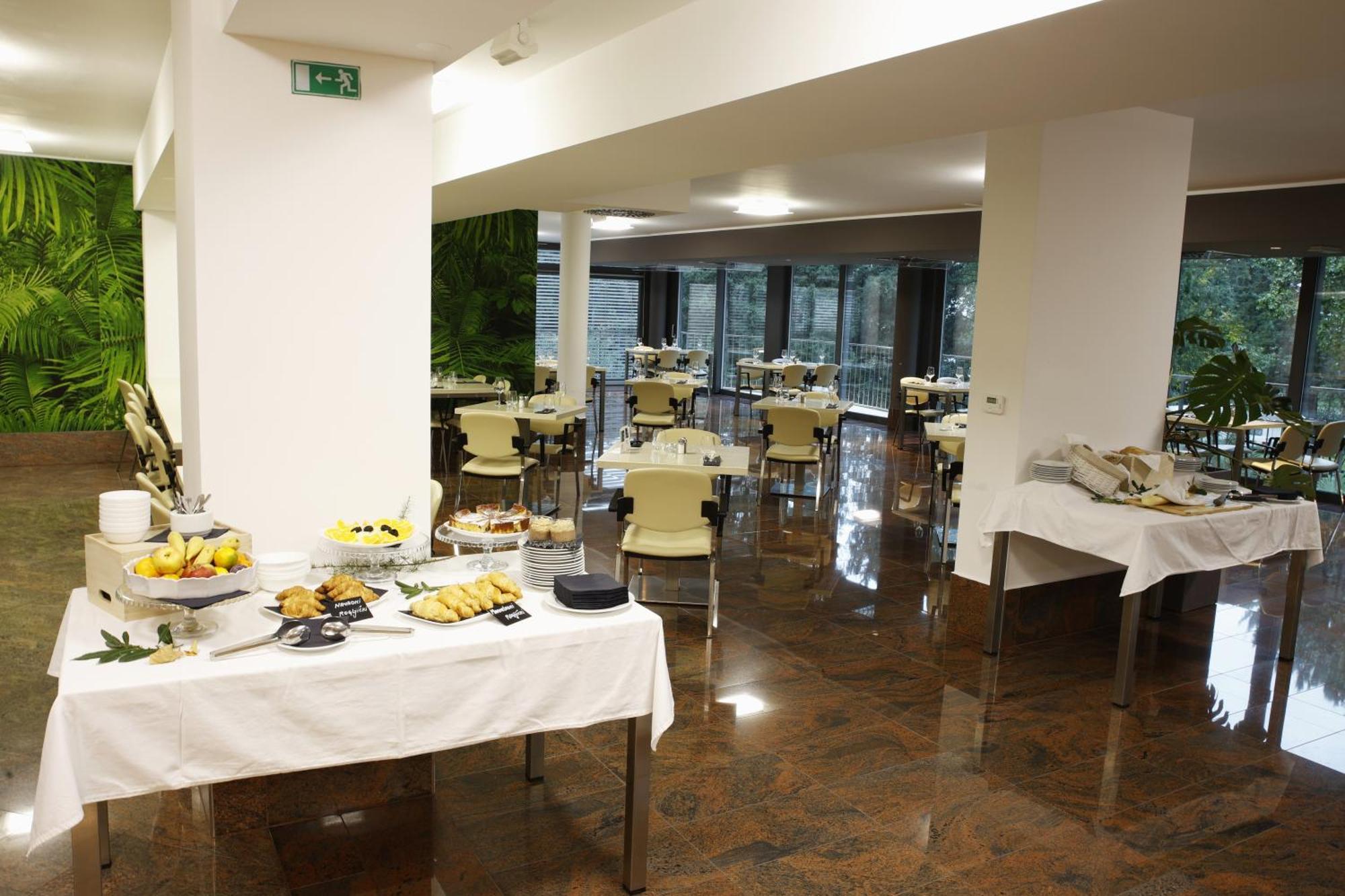 Floramare Health Resort Izola Exterior photo