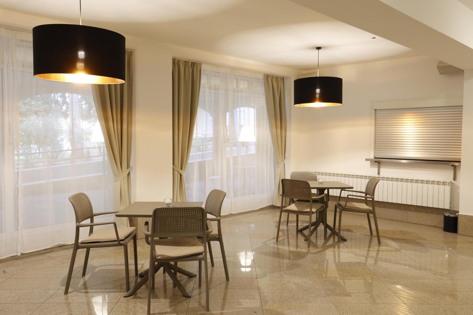 Floramare Health Resort Izola Exterior photo
